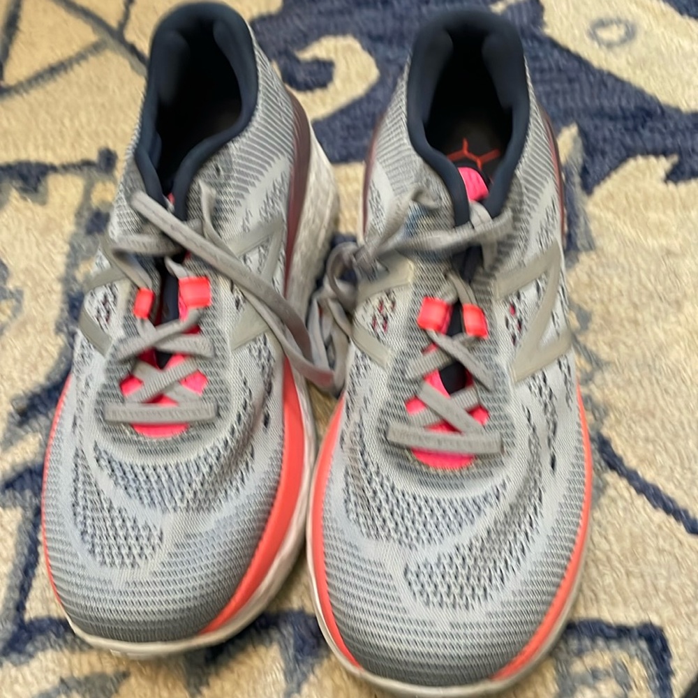 New new balance fresh foam sneakers. Size 7